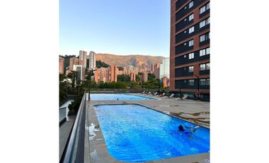 Amoblado Increíble Apartamento Ciudad del Rio - Medellín.
