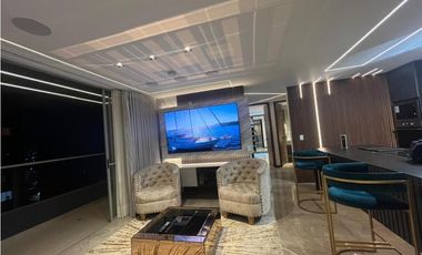 Amoblado Increíble Apartamento Ciudad del Rio - Medellín.