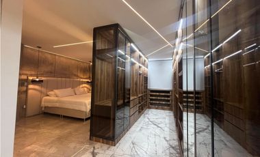 Amoblado Increíble Apartamento Ciudad del Rio - Medellín.