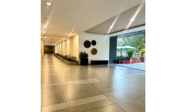 Amoblado Increíble Apartamento Ciudad del Rio - Medellín.