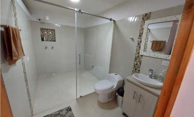 HERMOSA CASA EN CALDAS
