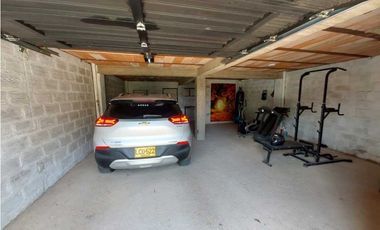 HERMOSA CASA EN CALDAS
