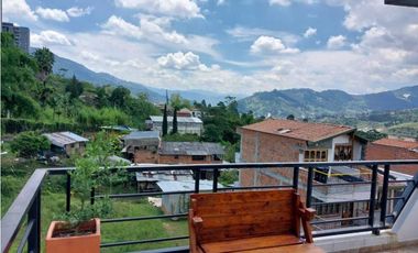 HERMOSA CASA EN CALDAS