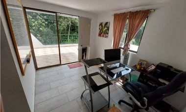 HERMOSA CASA EN CALDAS