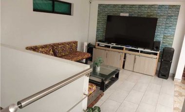 HERMOSA CASA EN CALDAS