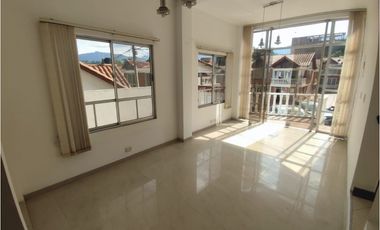 VENDE CASA EN CONJUNTO CERRADO EN VILLETA