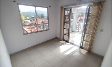 VENDE CASA EN CONJUNTO CERRADO EN VILLETA