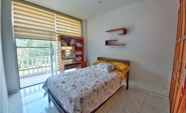 Maat vende Casa en conjunto cerrado-Villeta. 313M2 $750 Millones