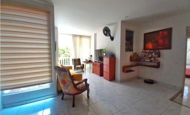 Maat vende Casa en conjunto cerrado-Villeta. 313M2 $750 Millones