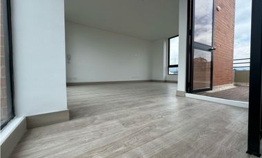 Arriendo Hermosa Casa Campestre en Cajicá en conjunto cerrado  .