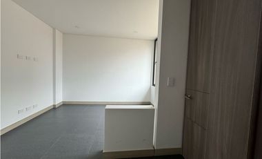 Arriendo Hermosa Casa Campestre en Cajicá en conjunto cerrado  .