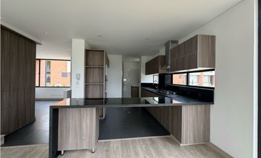 Arriendo Hermosa Casa Campestre en Cajicá en conjunto cerrado  .