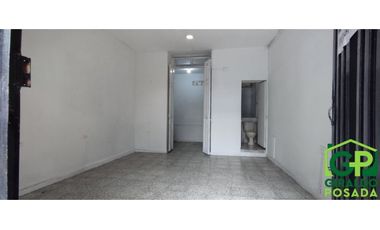 ARRIENDO LOCAL EN EL CENTRO - BOMBONA