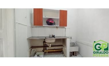 ARRIENDO LOCAL EN EL CENTRO - BOMBONA