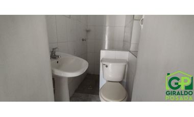ARRIENDO LOCAL EN EL CENTRO - BOMBONA
