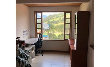 VENTA OPORTUNIDAD CASA URBANIZACIÓN CERRADA LA CALERA, cundinamarca