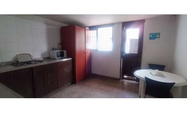 Rento casa comercial en Santa Paula