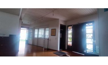 Rento casa comercial en Santa Paula