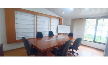 Rento casa comercial en Santa Paula