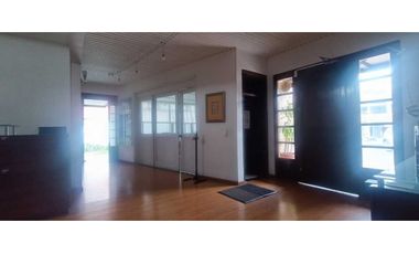 Rento casa comercial en Santa Paula