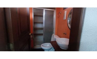 Rento casa comercial en Santa Paula
