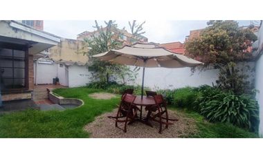 Rento casa comercial en Santa Paula
