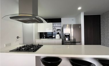 Amoblado Hermoso piso 26 Sabaneta - Antioquia.