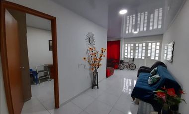 Casa remodelada de una planta en venta Barrio Uribe Palmira Valle