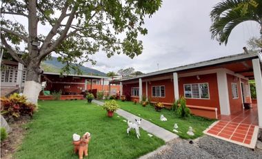 Casa campestre amoblada en venta / permuta - Tablones Palmira Valle