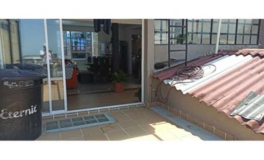 Casa En Buen Barrio De La Mesa Cundi