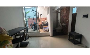 Casa En Buen Barrio De La Mesa Cundi