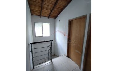 CUCUTA- VIA BOCONO VENTA DE CASA DE DOS PISOS