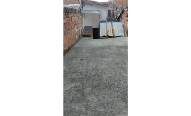 Vendo apartamento y local en Manrique