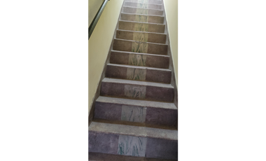Vendo apartamento y local en Manrique