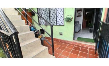 Casa Con 2 Apartamentos En La Mesa Cundi