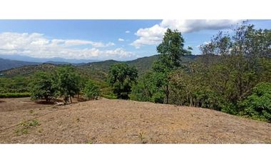 Lote Con Hermosa Vista En El Mejor Condominio De La Mesa
