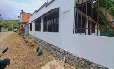 Maat vende casa campestre El Puente - Villeta 672m2 $550Millones