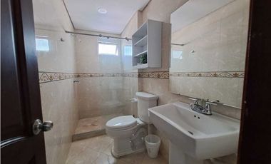 Venta Apto Torres del lago  Laguito