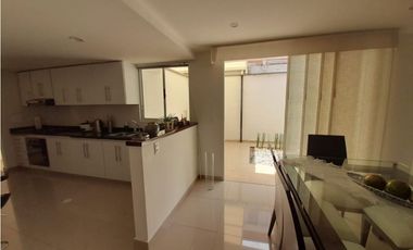 Se vende casa esquinera en conjunto cerrado Las Mercedes Palmira