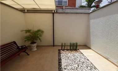 Se vende casa esquinera en conjunto cerrado Las Mercedes Palmira