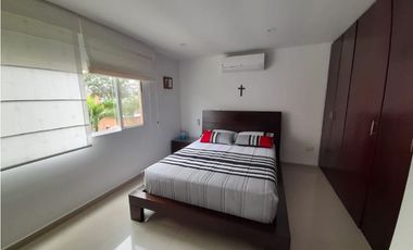 Se vende casa esquinera en conjunto cerrado Las Mercedes Palmira