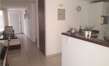 Se vende casa esquinera en conjunto cerrado Las Mercedes Palmira
