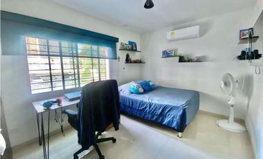EN VENTA CASA EN CARTAGENA EN EL BARRIO RESIDENCIAL DE MANGA