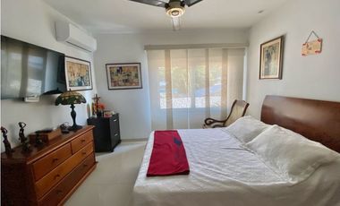 EN VENTA CASA EN CARTAGENA EN EL BARRIO RESIDENCIAL DE MANGA