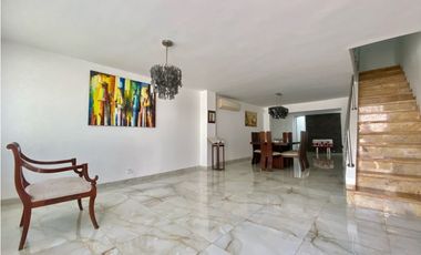 EN VENTA CASA EN CARTAGENA EN EL BARRIO RESIDENCIAL DE MANGA