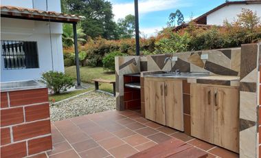CASA CAMPESTRE EN VENTA EL CARMEN DE VIBORAL, ANTIOQUIA