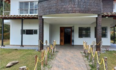 CASA CAMPESTRE EN VENTA EL CARMEN DE VIBORAL, ANTIOQUIA