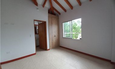 CASA CAMPESTRE EN VENTA EL CARMEN DE VIBORAL, ANTIOQUIA