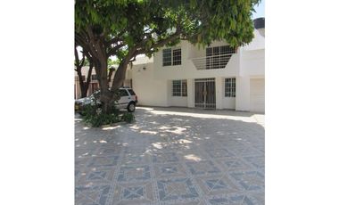 Se vende casa en Jardín Santa Marta