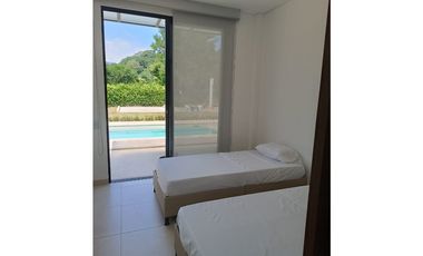 VENDO o ARRIENDO CASA CON PISCINA VILLETA